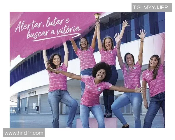 复古风潮下的足球明星与女生的经典瞬间重现