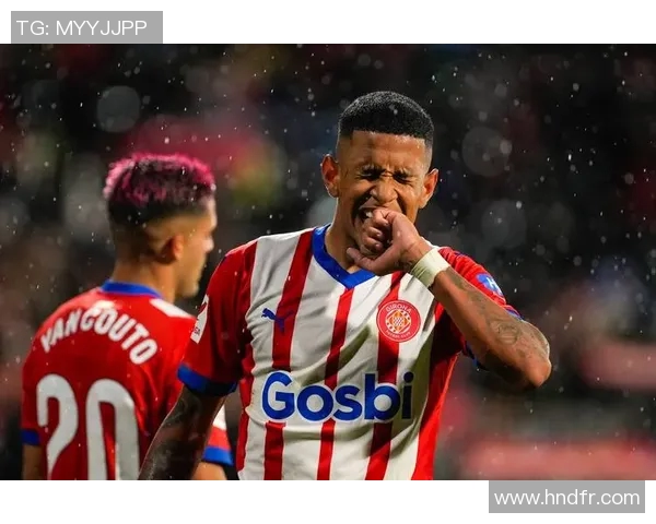 西班牙足球明星莫伦的辉煌历程与未来展望解析 西班牙足球明星莫伦的辉煌历程与未来展望解析